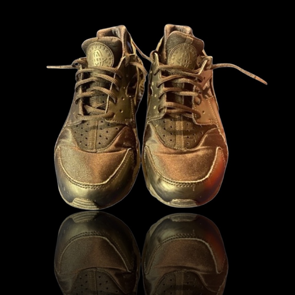 NIKE AIR - HUARACHE RUN ULTRA GS - PREOWNED